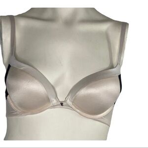 Fabulous by Victoria Secret plungeSz 32C